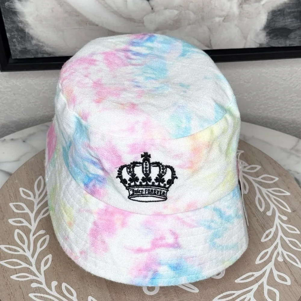 NWT Juicy Couture Tie Dye Bucket Hat perfect for a beachy California girl look☀️ - Picture 2 of 6
